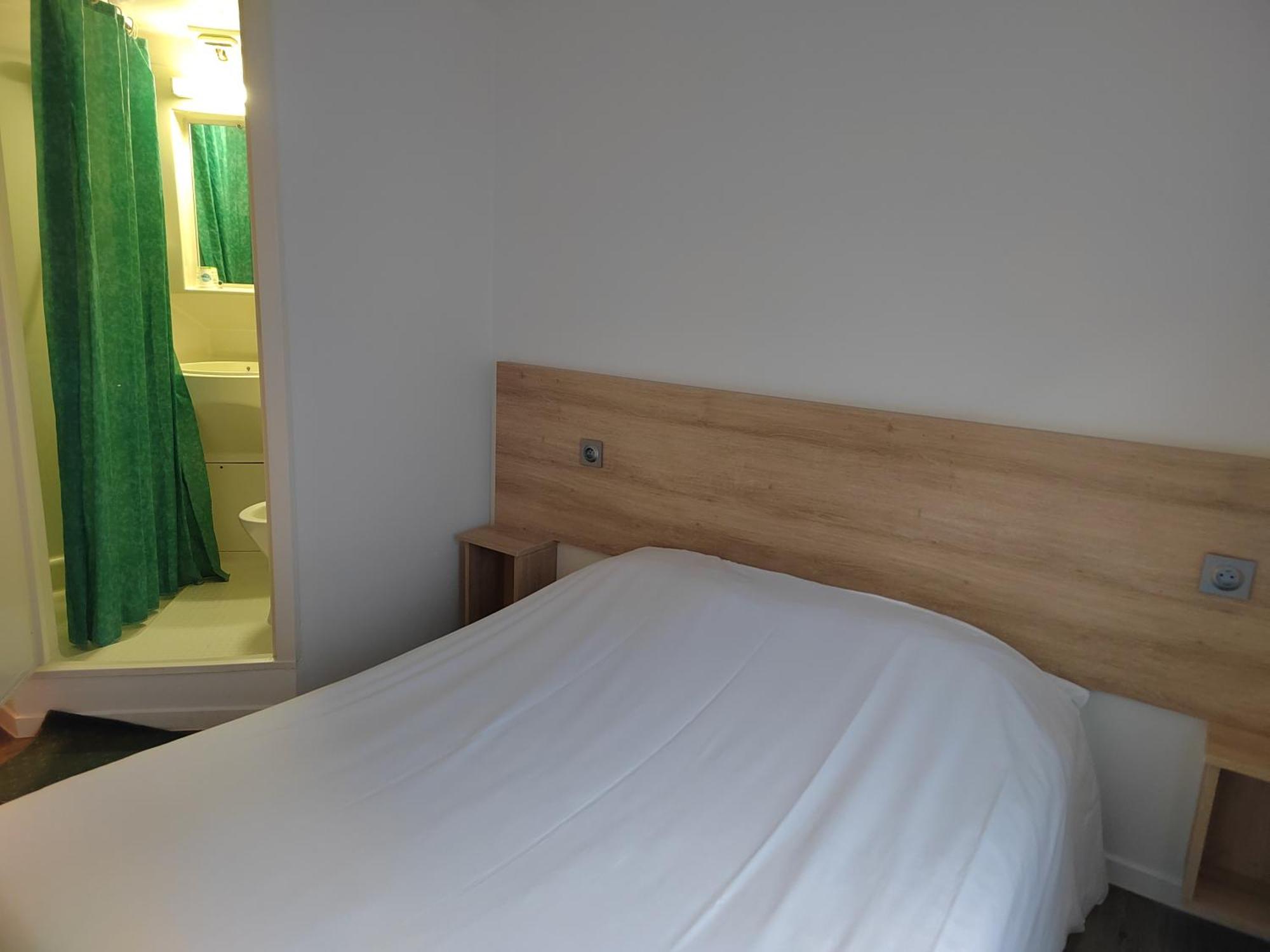 Fasthotel Paris Ouest Bouafle Exterior foto